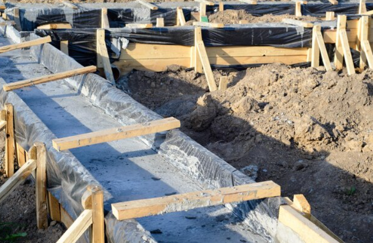 Фундамент для дома: как выбрать надёжное основание для прочного будущего